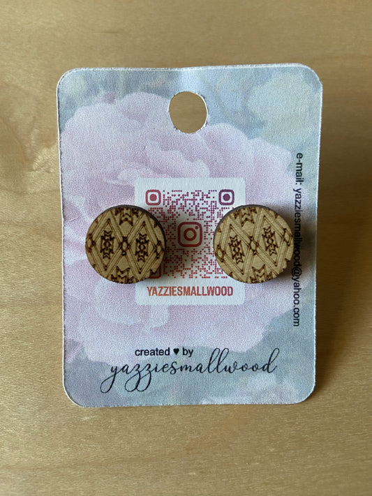 Aztec style pattern wood stud